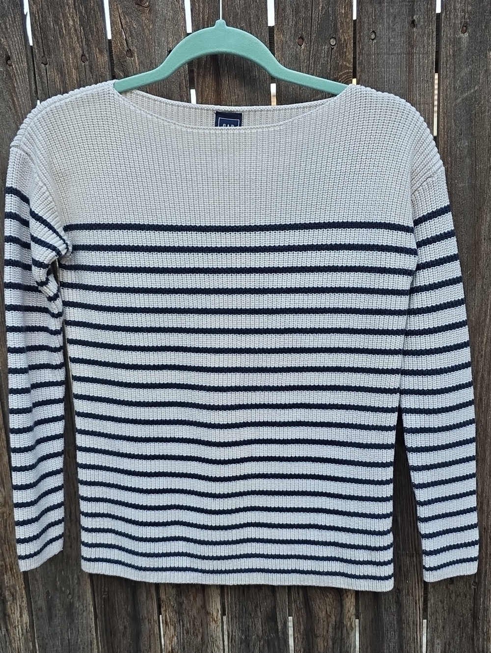GAP Cream and Navy Striped Crewneck Sweater Nautical 30% Merino Extra Fine Wool